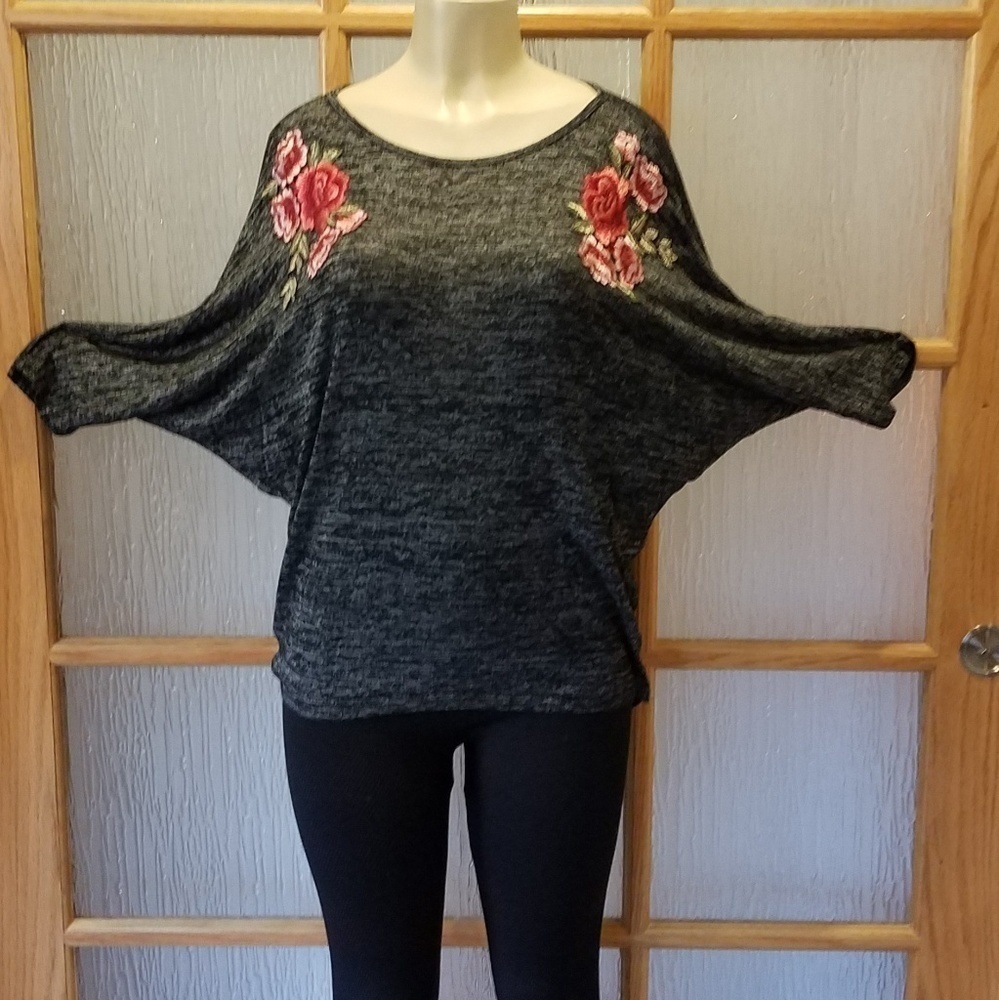 OLIVIA Blu Rosy Raglan Sleeve Sweater